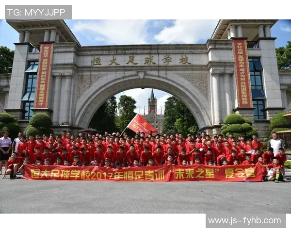 深圳小足球星崛起 未来之星激励少年奋勇拼搏追逐梦想